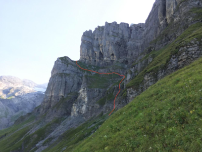 Pour atteindre le col évident (visible même depuis la route qui monte au fer à Cheval) Pour atteindre le col évident (visible même depuis la route qui monte au fer à Cheval)