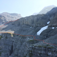 Vire caillouteuse vers 2400/2500m