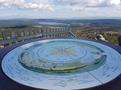 Table d' orientation au sommet du Truc de Fortunio