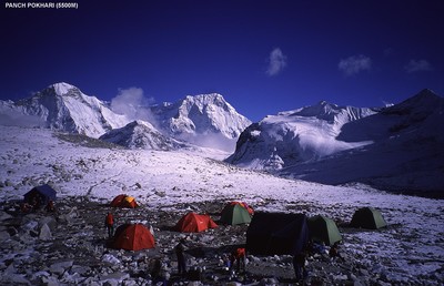 Panch Pokhari (5500m) Panch Pokhari (5500m)