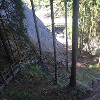 Escaliers d'accès au site d'escalade