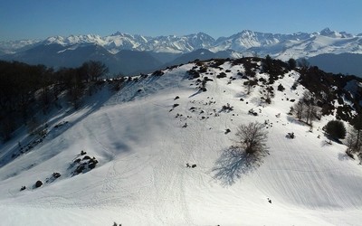 Descente du Tuc de la Casse: vue du Valier au Mauberme