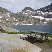 Terrasse refuge d'Arrémoulit