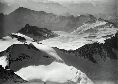 Rosenhorn, Gauligletscher, Ritzlihorn en haut à gauche par Walter Mittelholzer Rosenhorn, Gauligletscher, Ritzlihorn en haut à gauche par Walter Mittelholzer