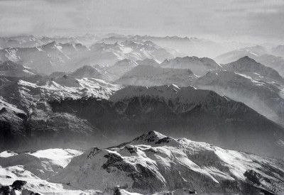 Le Prorel, vallée de la Guisane, Col du Granon, Crête de Peyrolle, vallée de la clarée, Roche Menue, Rochemelon, Chaberton par Walter Mittelholzer Le Prorel, vallée de la Guisane, Col du Granon, Crête de Peyrolle, vallée de la clarée, Roche Menue, Rochemelon, Chaberton par Walter Mittelholzer