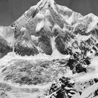 Siniolchu vu du glacier Zemu par Vittorio Sella en 1899