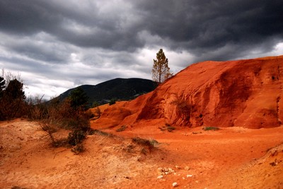 [Concours Photo Sophie 2021] Les ocres par ciel d'orage