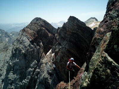 Sortie de la Face N sur l'arête après la traversée des schistes, quelle ambiance ! Sortie de la Face N sur l'arête après la traversée des schistes, quelle ambiance !