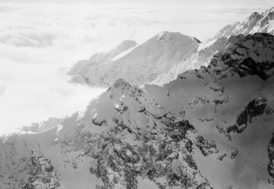 Alpes sur le trajet Zürich-Lac Tchad par Walter Mittelholzer Alpes sur le trajet Zürich-Lac Tchad par Walter Mittelholzer