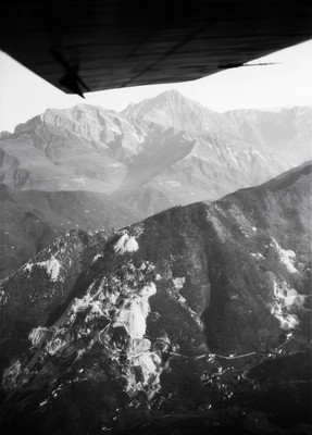 Alpes Apuanes par Walter Mittelholzer Alpes Apuanes par Walter Mittelholzer
