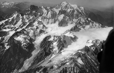 Massif du Mont Blanc par Walter Mittelholzer Massif du Mont Blanc par Walter Mittelholzer