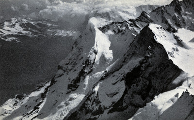 Eiger et Mönch par walter Mittelholzer Eiger et Mönch par walter Mittelholzer