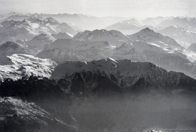 Col du granon, crête des Peyrolles, Chaberton, Rocciamelone, val de Suza, Assietta, par Walter Mittelholzer Col du granon, crête des Peyrolles, Chaberton, Rocciamelone, val de Suza, Assietta, par Walter Mittelholzer