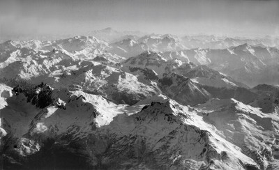 Tête Noire, Col de Buffère, Grand Aréa, Vallée de Névache, Vanoise, Mont Blanc, Grande Casse, Pierre Menue par Walter Mittelholzer en 1928 Tête Noire, Col de Buffère, Grand Aréa, Vallée de Névache, Vanoise, Mont Blanc, Grande Casse, Pierre Menue par Walter Mittelholzer en 1928