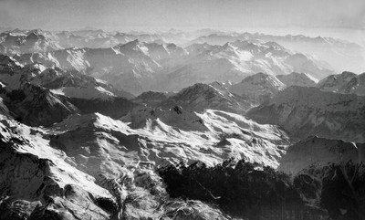 Col du Granon, Dent Parrachée, Grande Casse, Pierre Menue (Aiguille de Scolette), Mont Cenis, Rocciamelone, par Walter Mittelholzer en 1928 Col du Granon, Dent Parrachée, Grande Casse, Pierre Menue (Aiguille de Scolette), Mont Cenis, Rocciamelone, par Walter Mittelholzer en 1928