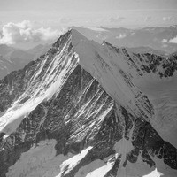 Weisshorn par Walter Mittelholzer