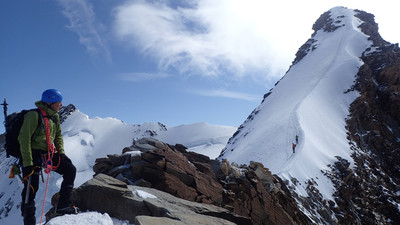 Vue sur arête section 3 Vue sur arête section 3
