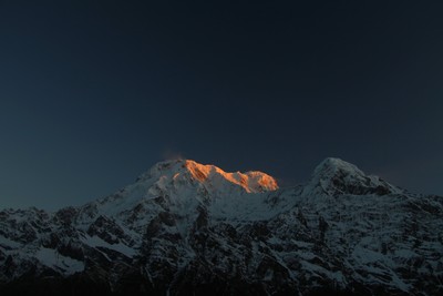 Levé de soleil sur les Annapurnas Levé de soleil sur les Annapurnas