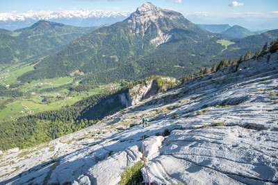 Magnifique journée initiation avec 2 enfant de 9 ans dans les grandes dalles du Charmant Som Magnifique journée initiation avec 2 enfant de 9 ans dans les grandes dalles du Charmant Som