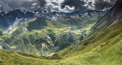Green valley- Vanoise Green valley- Vanoise