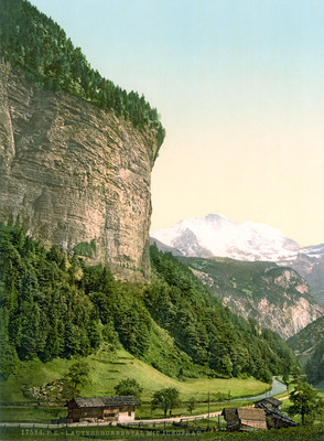 Vallée de la Lütschine blanche et la Jungfrau, en 1900 par Photoglob N°0000017584