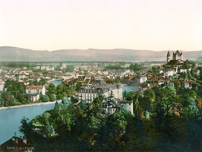 L'Aar à la sortie du lac de Thoune, en 1900, par Photoglob N°0000009239