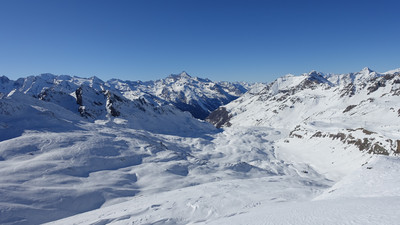 Bec Cotasse vue sur le vallon d'Urtier versant W Bec Cotasse vue sur le vallon d'Urtier versant W
