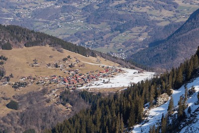 look back at where it has all started - Romme, very little snow coverage and vanishing look back at where it has all started - Romme, very little snow coverage and vanishing