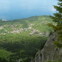 Lac Léman depuis le Mont César. Crédit photo : Association Lou Vionnets