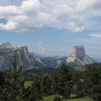 Belvédère sur le Mont Aiguille depuis le Pas de la Chèvrerie (Crédit photo : Vincent Cabot)