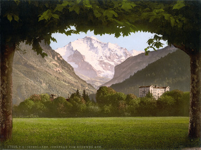 Interlaken et Jungfrau, en 1900 par Photoglob N°0000017558