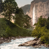 Lutschine et cascade de Lauterbrunnen, en 1900 par Photoglob N°0000001622