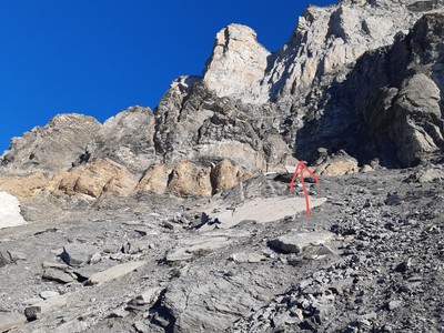 Cheminée d'accès à la vire supérieure Cheminée d'accès à la vire supérieure