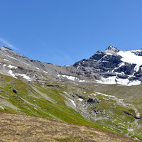 Col Bassac depuis le lac Saint Martin - À gauche pointe Bassac N - À droite Grande Traversière et pointe Bassac S