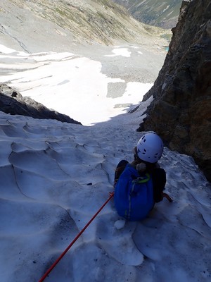 9/08/20 Et suivant la hauteur de neige , crampons/piolet à partir du 3ième relais