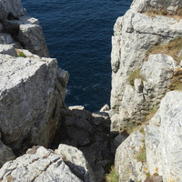 Vue sur la "goulotte" menant au rappel de la Grande Falaise