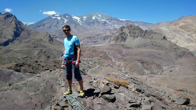 Escalade face au volcan San José