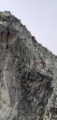 Le sommet depuis la brèche Le sommet depuis la brèche