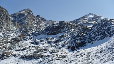 Bec Blanc à droite et mont Paramont à gauche versant vallon des Usselettes