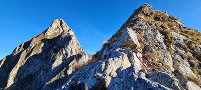 Emplacement de l'avant dernier rappel de la descente de la Pointe de Paray Emplacement de l'avant dernier rappel de la descente de la Pointe de Paray