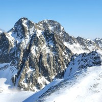 Malinvern Ouest: Face NW et son couloir Dufranc, à droite les Pas du Loup