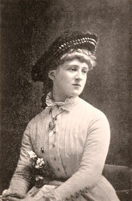 Elizabeth-Hawkins-Whitshed Elizabeth-Hawkins-Whitshed