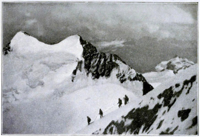 En descendant du Piz Bernina par Aubrey Le-Blond / Elisabeth Hawkins-Whitshed En descendant du Piz Bernina par Aubrey Le-Blond / Elisabeth Hawkins-Whitshed