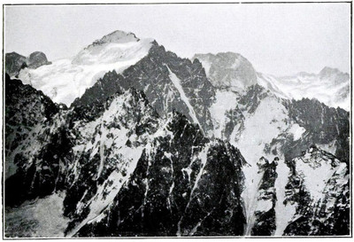 Pelvoux, Ecrins, Ailefroide, les Bans, vus de la Grande Ruine par Aubrey Le-Blond / Elisabeth Hawkins-Whitshed Pelvoux, Ecrins, Ailefroide, les Bans, vus de la Grande Ruine par Aubrey Le-Blond / Elisabeth Hawkins-Whitshed