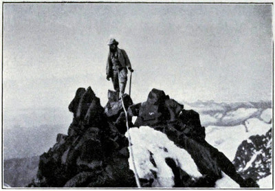 Sommet du Piz Scercen par Aubrey Le-Blond / Elisabeth Hawkins-Whitshed Sommet du Piz Scercen par Aubrey Le-Blond / Elisabeth Hawkins-Whitshed
