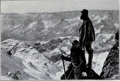 Schocher et Schnitzler au sommet de Crast Agüzza en hiver par Aubrey Le-Blond / Elisabeth Hawkins-Whitshed Schocher et Schnitzler au sommet de Crast Agüzza en hiver par Aubrey Le-Blond / Elisabeth Hawkins-Whitshed