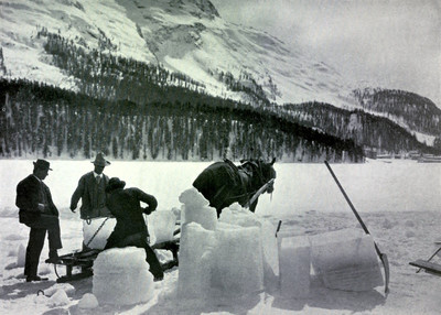 Récolte de la glace par Aubrey Le-Blond / Elisabeth Hawkins-Whitshed Récolte de la glace par Aubrey Le-Blond / Elisabeth Hawkins-Whitshed