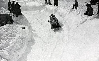 Bobsleigh par Aubrey Le-Blond / Elisabeth Hawkins-Whitshed Bobsleigh par Aubrey Le-Blond / Elisabeth Hawkins-Whitshed