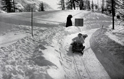 Bobsleigh par Aubrey Le-Blond / Elisabeth Hawkins-Whitshed Bobsleigh par Aubrey Le-Blond / Elisabeth Hawkins-Whitshed