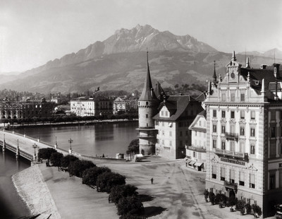 Pilatus vu de Lucerne par Braun Pilatus vu de Lucerne par Braun